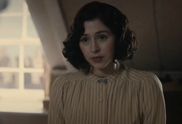 Промо-кадр из 4 серии 1 сезона сериала Чужестранка: Кровь от крови моей 2025г