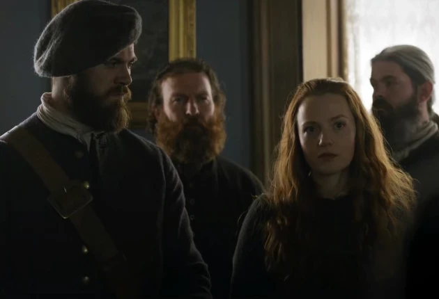 Промо-кадр из 7 серии 1 сезона сериала Чужестранка: Кровь от крови моей 2025г